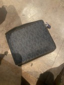 マイケルコース（ブランド財布・小物）の商品画像 - 査定依頼日：2025年8月4日 - 最高査定価格：100,000円