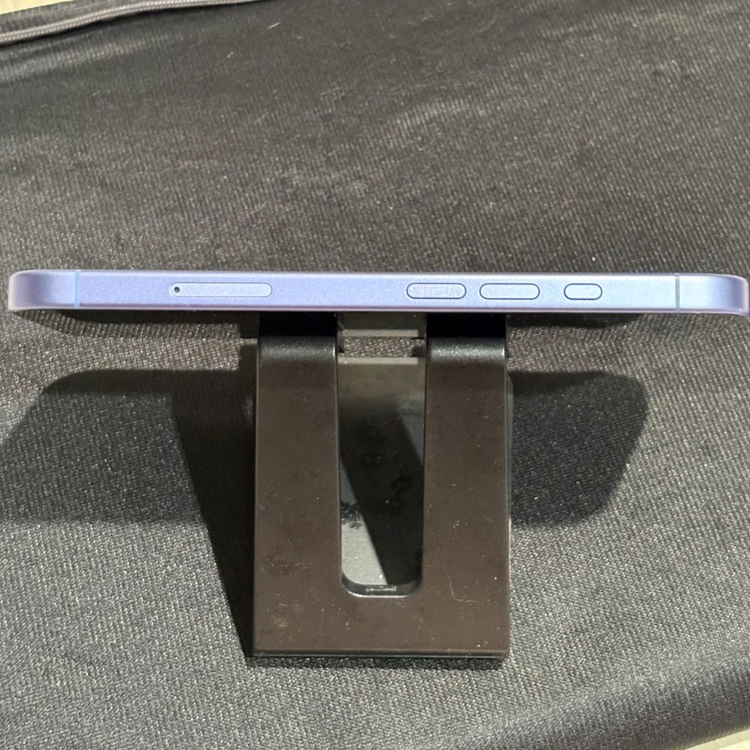 iPhone16 ウルトラマリン 128GB simフリー（スマホ）の商品画像 - 査定依頼日：2025年10月21日 - 最高査定価格：63,000円