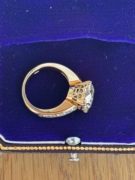 ダイヤモンドの指輪（金・貴金属）の商品画像 - 査定依頼日：2025年1月26日 - 最高査定価格：2,600,000円