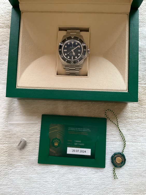 ロレックス シードゥエラー （高級時計）の商品画像 - 査定依頼日：2025年11月30日 - 最高査定価格：2,410,000円