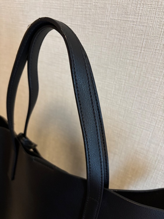 トイ・ショッピングバッグ（ブランドバッグ）の商品画像 - 査定依頼日：2025年10月29日 - 最高査定価格：95,000円