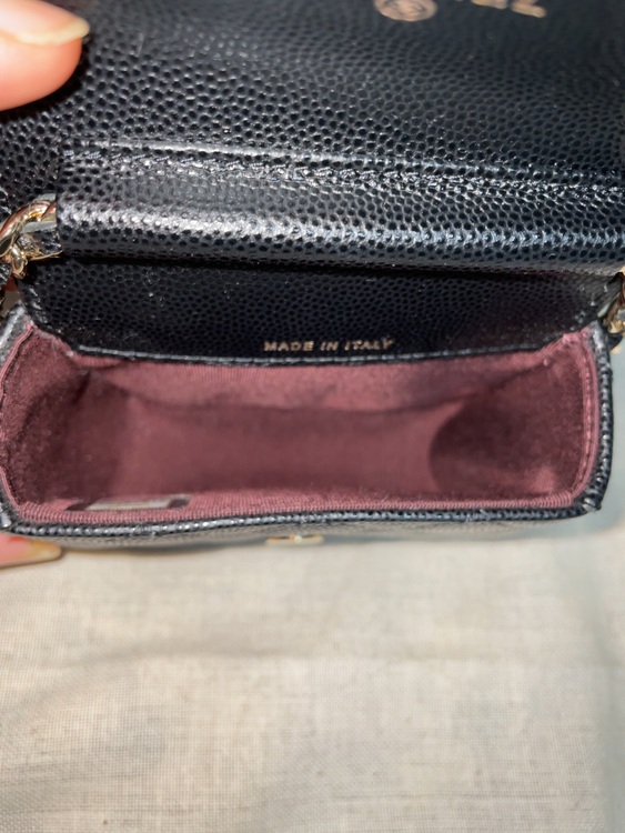 ミニミニマトラッセ（ブランドバッグ）の商品画像 - 査定依頼日：2025年8月2日 - 最高査定価格：300,000円