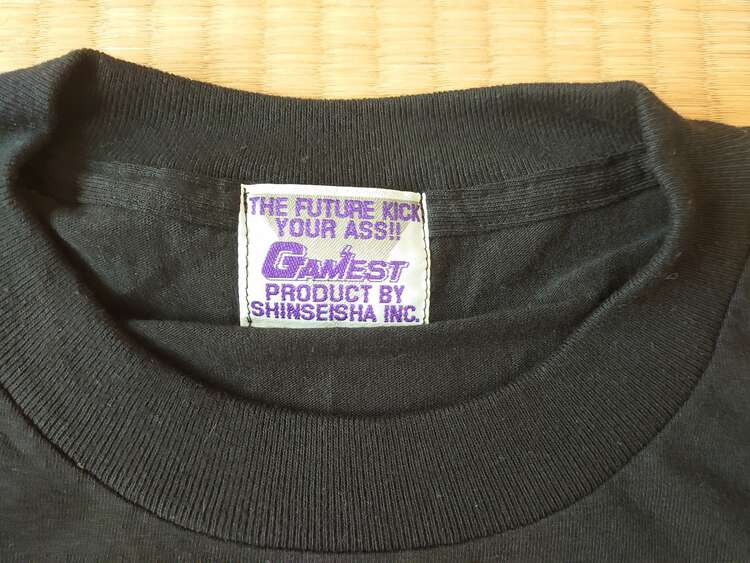 ヴァンパイアセイヴァー Tシャツ（古着・ファッション）の商品画像 - 査定依頼日：2025年4月16日 - 最高査定価格：3,000円