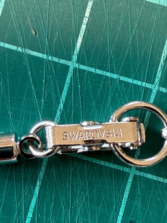 スワロスキー（金・貴金属）の商品画像 - 査定依頼日：2026年3月25日 - 最高査定価格：2,000円