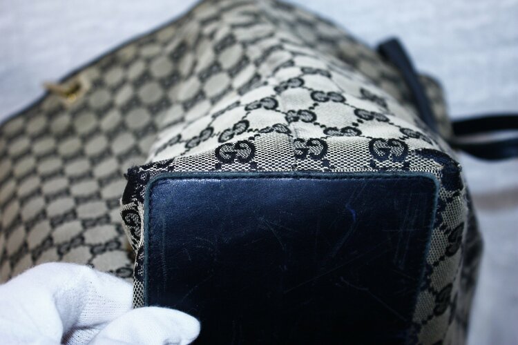 GUCCI GG キャンバス トートバッグ レザー 002 1098 3444（ブランドバッグ）の商品画像 - 査定依頼日：2026年10月15日 - 最高査定価格：10,000円