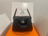 リンディ26 黒（ブランドバッグ）の商品画像 - 査定依頼日：2024年7月28日 - 最高査定価格：1,870,000円