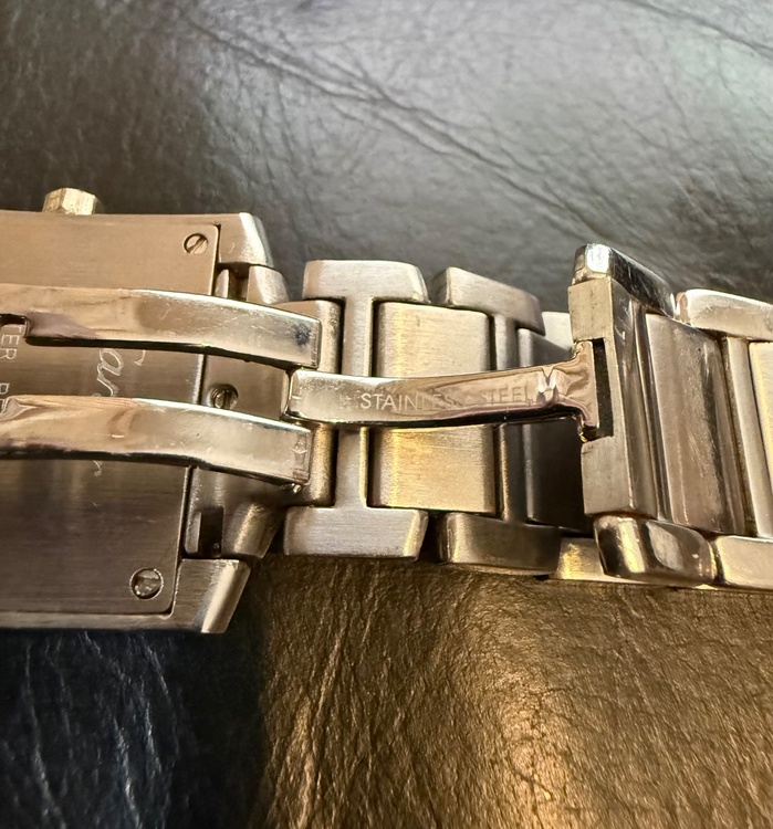 カルティエ　タンク（高級時計）の商品画像 - 査定依頼日：2026年3月8日 - 最高査定価格：580,000円