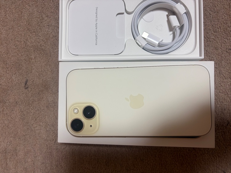 iPhone iPhone 15 128GB docomo（スマホ）の商品画像 - 査定依頼日：2026年8月3日 - 最高査定価格：66,000円