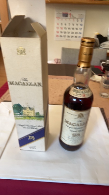 18年.ヴィンテージ1975.（お酒）の商品画像 - 査定依頼日：2026年1月12日 - 最高査定価格：300,000円