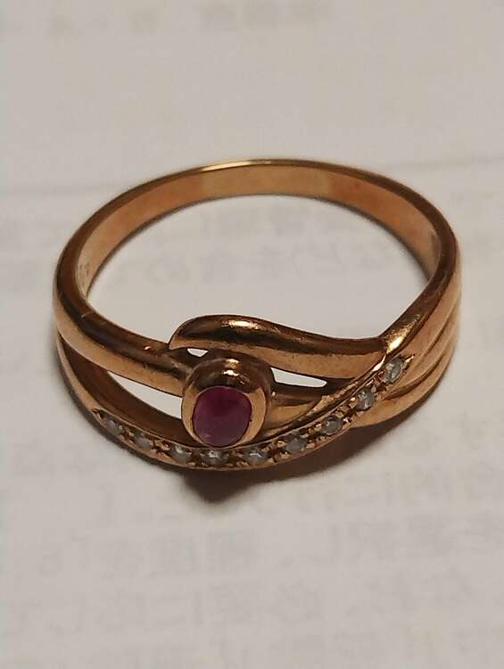 18金ルビーリング（宝石）の商品画像 - 査定依頼日：2025年4月2日 - 最高査定価格：60,000円