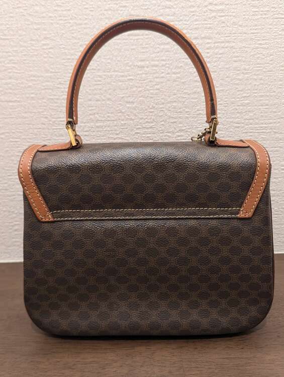 2wayバッグ トップハンドル（ブランドバッグ）の商品画像 - 査定依頼日：2025年3月23日 - 最高査定価格：20,000円