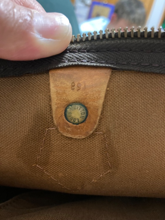 ルイヴィトン スピーディー （ブランドバッグ）の商品画像 - 査定依頼日：2026年3月17日 - 最高査定価格：30,000円