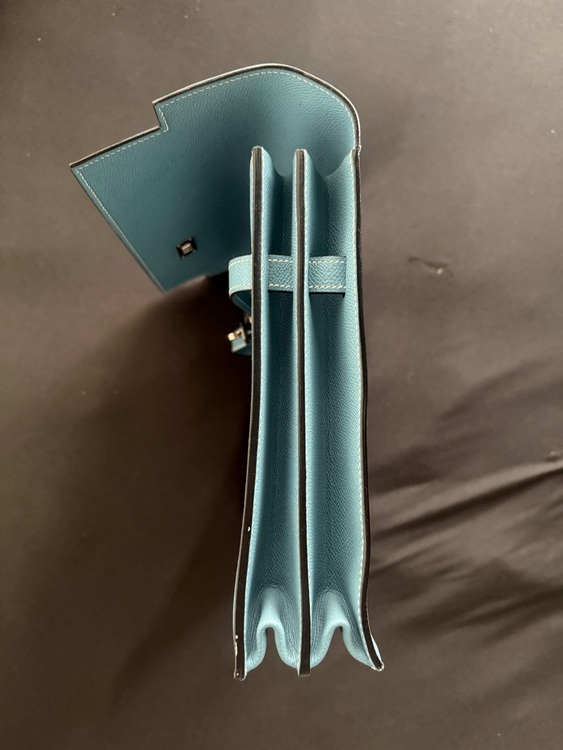 ケリーディペッシュ35cm?（ブランドバッグ）の商品画像 - 査定依頼日：2025年11月11日 - 最高査定価格：350,000円