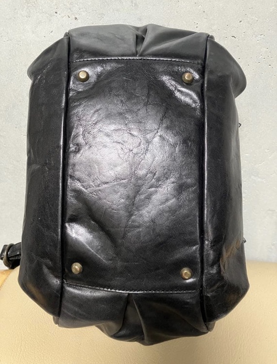 Vivienne Westwood レザーバッグ（ブランドバッグ）の商品画像 - 査定依頼日：2026年3月7日 - 最高査定価格：10,000円