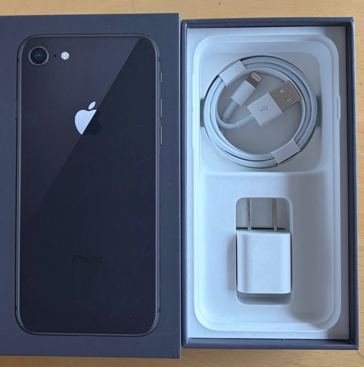 iPhone13  128GB（スマホ）の商品画像 - 査定依頼日：2026年3月28日 - 最高査定価格：36,000円