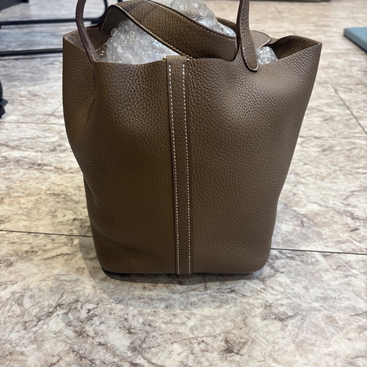 ピコタン（ブランドバッグ）の商品画像 - 査定依頼日：2026年3月19日 - 最高査定価格：490,000円