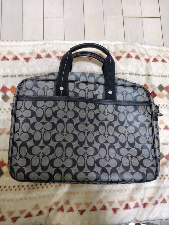 その他 コーチ （ブランドバッグ）の商品画像 - 査定依頼日：2024年12月28日 - 最高査定価格：3,000円