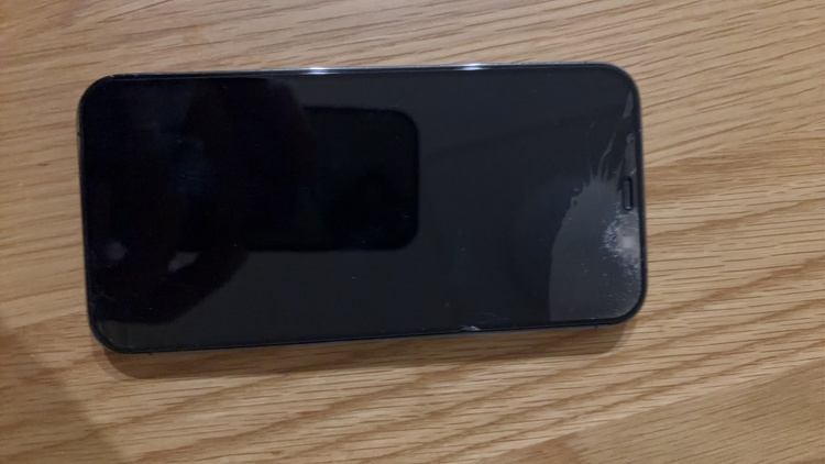 iPhone 12pro（スマホ）の商品画像 - 査定依頼日：2026年9月6日 - 最高査定価格：19,500円