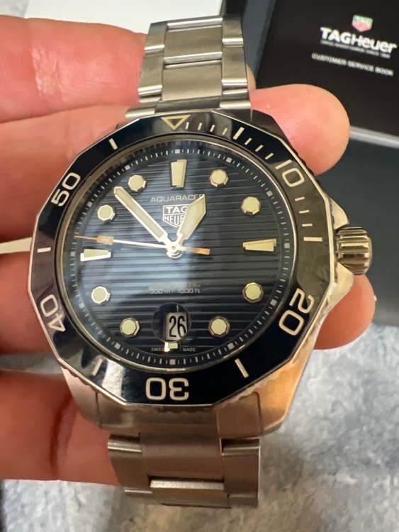 タグホイヤー アクアレーサー （高級時計）の商品画像 - 査定依頼日：2025年11月23日 - 最高査定価格：250,000円