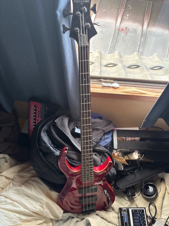 Sire M3（ピアノ・楽器・PA機材）の商品画像 - 査定依頼日：2026年3月29日 - 最高査定価格：3,000円