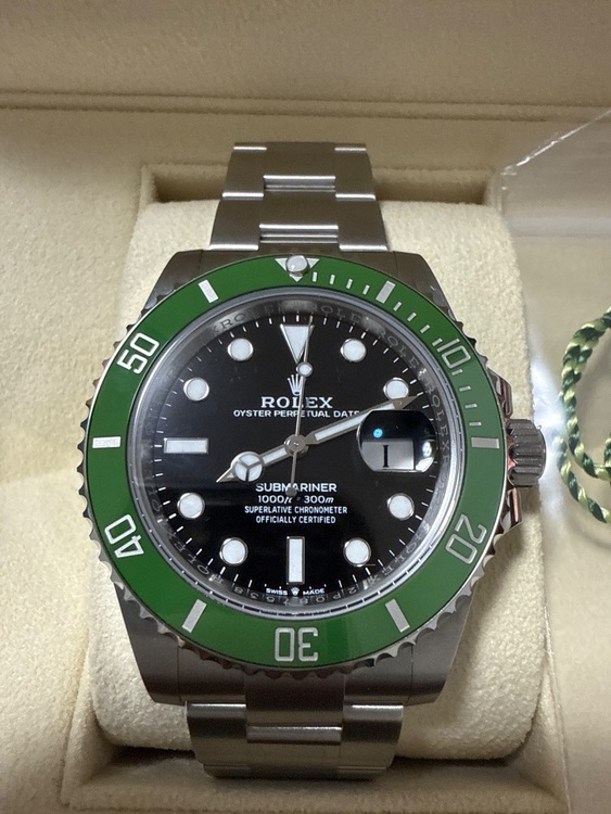 ロレックス サブマリーナー 126610Lv（高級時計）の商品画像 - 査定依頼日：2025年6月17日 - 最高査定価格：2,100,000円