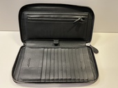 ボッテガ　財布（ブランド財布・小物）の商品画像 - 査定依頼日：2022年6月16日 - 最高査定価格：20,000円