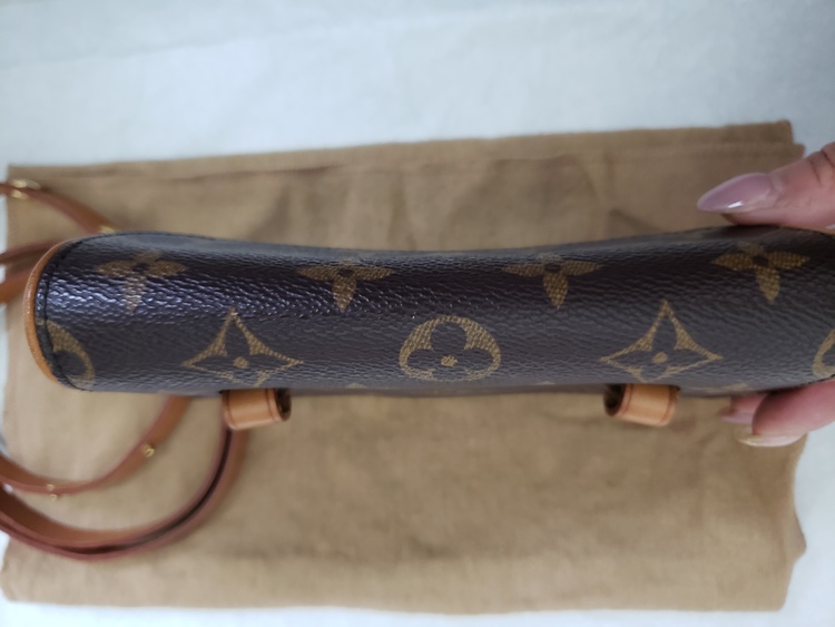 フロランティーヌ（ブランドバッグ）の商品画像 - 査定依頼日：2020年11月8日 - 最高査定価格：51,000円