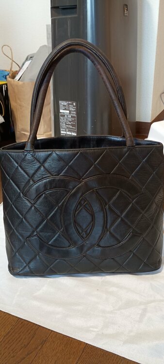 復刻トート（ブランドバッグ）の商品画像 - 査定依頼日：2026年2月14日 - 最高査定価格：140,000円