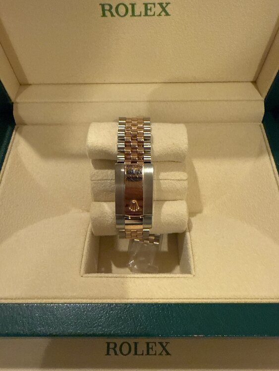 ロレックス デイトジャスト 12623（高級時計）の商品画像 - 査定依頼日：2025年3月1日 - 最高査定価格：2,100,000円