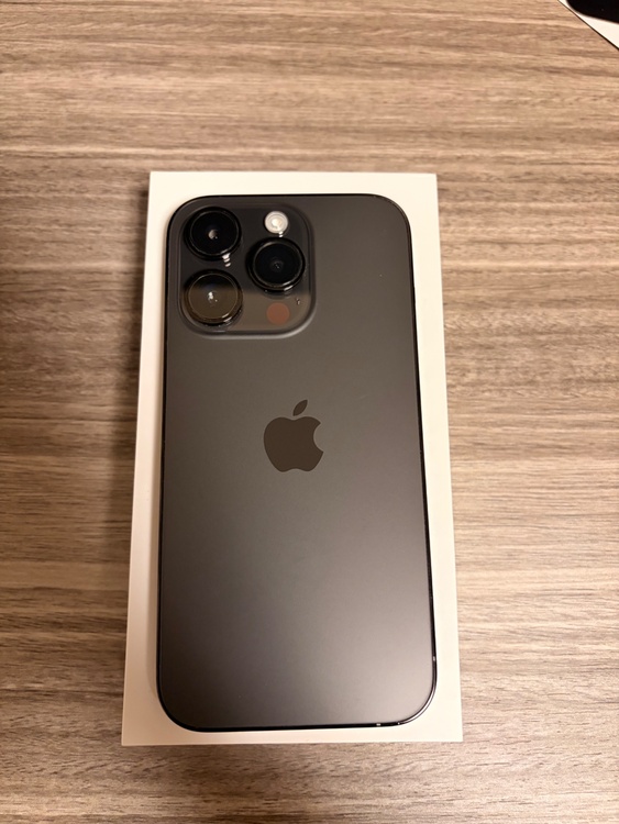 iPhone 14 Pro 256GB SIMフリー（スマホ）の商品画像 - 査定依頼日：2026年2月8日 - 最高査定価格：70,000円