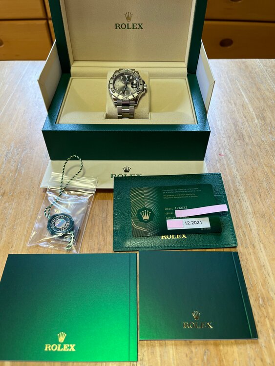 ロレックス ヨットマスター 12662（高級時計）の商品画像 - 査定依頼日：2025年5月2日 - 最高査定価格：1,760,000円