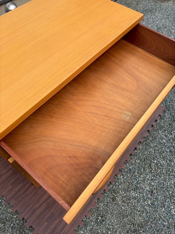 イギリスのG-Plan チェスト（美術品・骨董品）の商品画像 - 査定依頼日：2025年10月15日 - 最高査定価格：15,000円