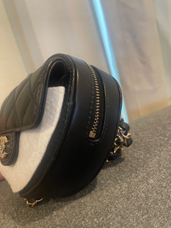 Chanel Heart bag（ブランドバッグ）の商品画像 - 査定依頼日：2026年5月28日 - 最高査定価格：360,000円