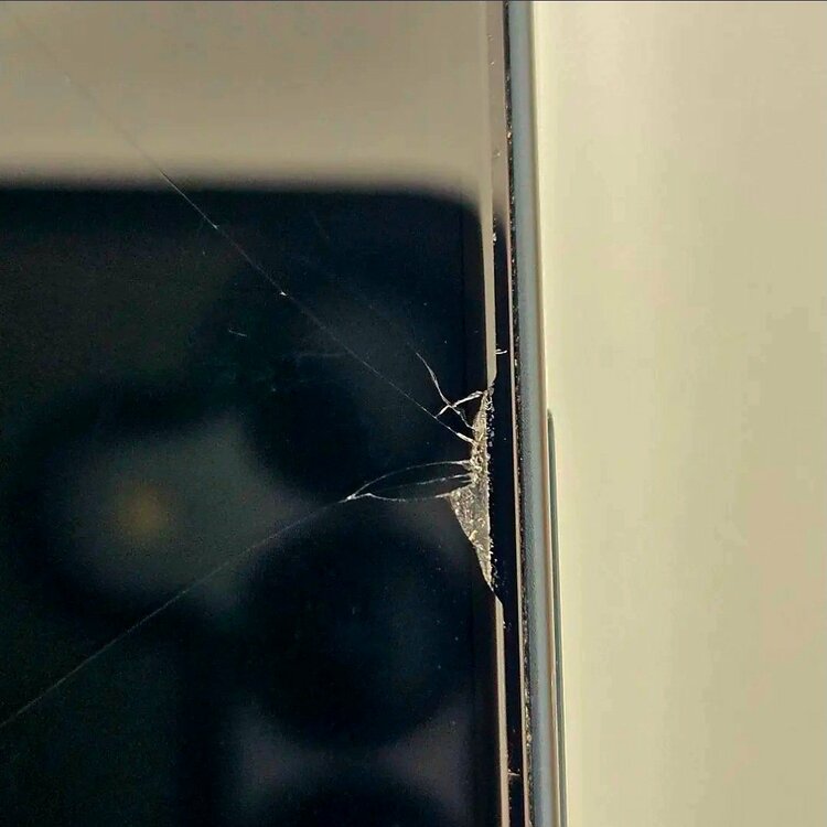 iPhone 13 mini 256GB SIMフリー（スマホ）の商品画像 - 査定依頼日：2026年3月22日 - 最高査定価格：35,000円