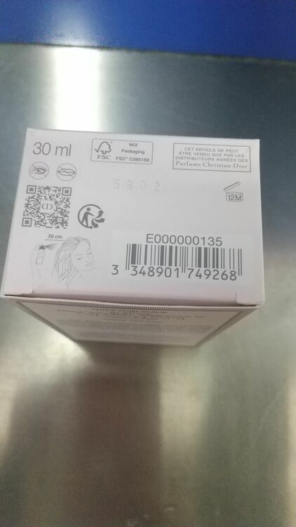 クレ・ド・ポーボーテ エマルジョンアンタンシヴ ニュイ（コスメ・美容・健康器具）の商品画像 - 査定依頼日：2025年9月11日 - 最高査定価格：2,000円