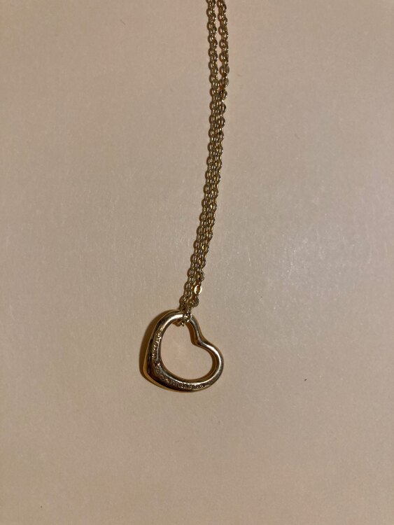 ティファニーのオープンハート（金・貴金属）の商品画像 - 査定依頼日：2024年4月2日 - 最高査定価格：22,000円