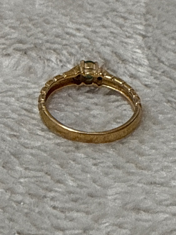 指輪（金・貴金属）の商品画像 - 査定依頼日：2025年12月22日 - 最高査定価格：100,000円