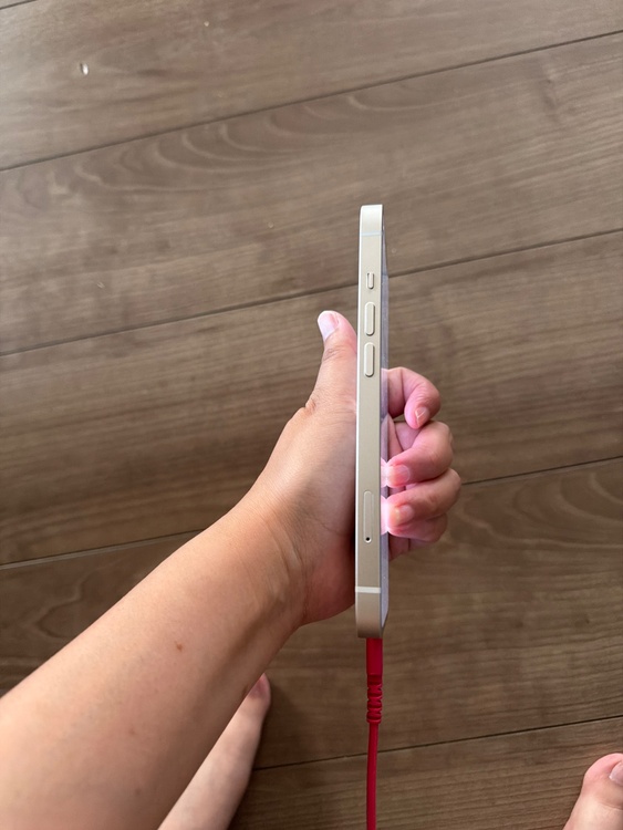 iPhone13 128G（スマホ）の商品画像 - 査定依頼日：2026年8月12日 - 最高査定価格：38,500円