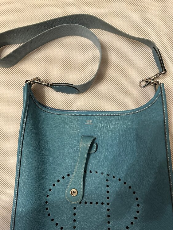 シルバー金具　PMサイズ　トゴ（ブランドバッグ）の商品画像 - 査定依頼日：2025年5月6日 - 最高査定価格：500,000円