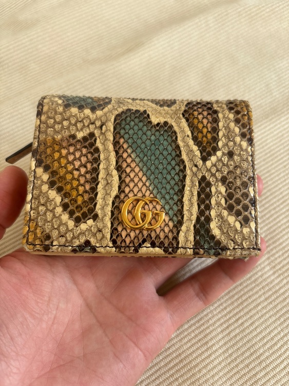 グッチ マーモント コンパクトウォレット（古着・ファッション）の商品画像 - 査定依頼日：2025年10月15日 - 最高査定価格：100,000円