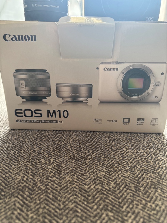 EOS M10（カメラ）の商品画像 - 査定依頼日：2026年4月20日 - 最高査定価格：38,000円