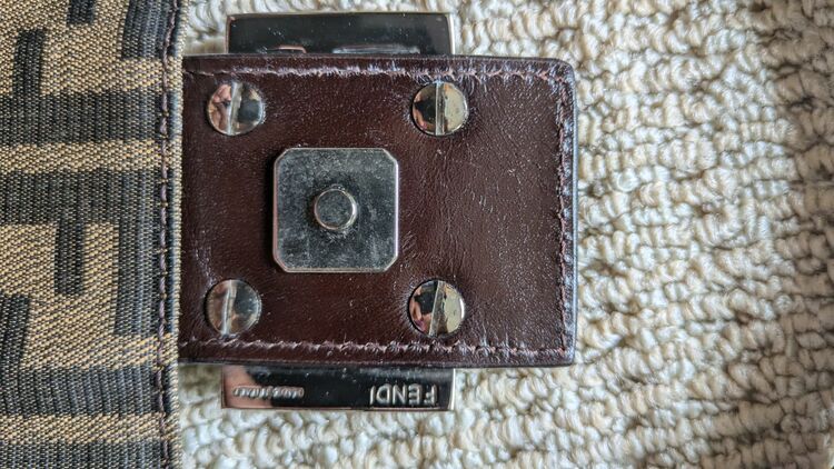 分かりません。（ブランドバッグ）の商品画像 - 査定依頼日：2025年10月13日 - 最高査定価格：65,000円