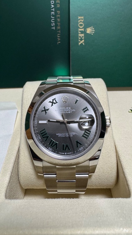 ロレックス デイトジャスト 126300（高級時計）の商品画像 - 査定依頼日：2025年9月30日 - 最高査定価格：1,520,000円