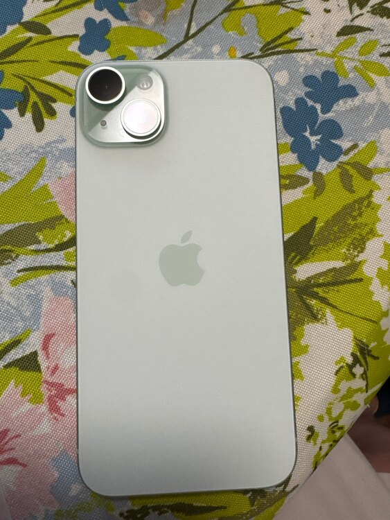 iPhone 15 Plus 128GB Softbank（スマホ）の商品画像 - 査定依頼日：2025年1月7日 - 最高査定価格：85,000円