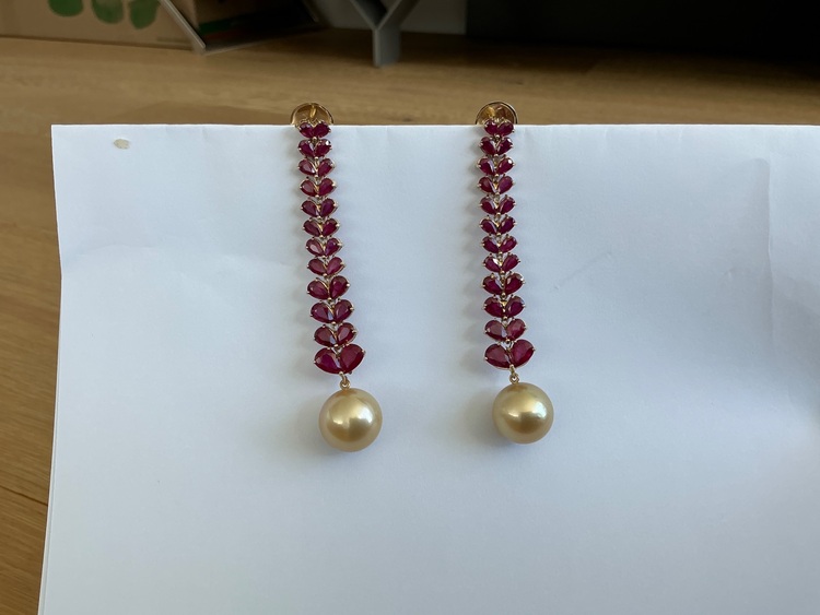 ルビーとパールのイヤリング一品物（宝石）の商品画像 - 査定依頼日：2025年7月16日 - 最高査定価格：50,000円