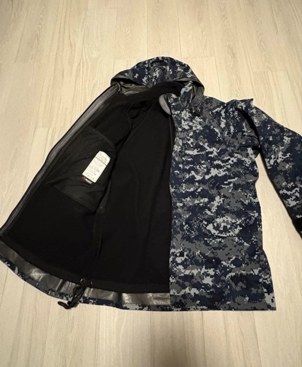 US NAVY ECWCS GEN2 NWU GORE-TEX フリース付き（古着・ファッション）の商品画像 - 査定依頼日：2026年5月6日 - 最高査定価格：3,500円