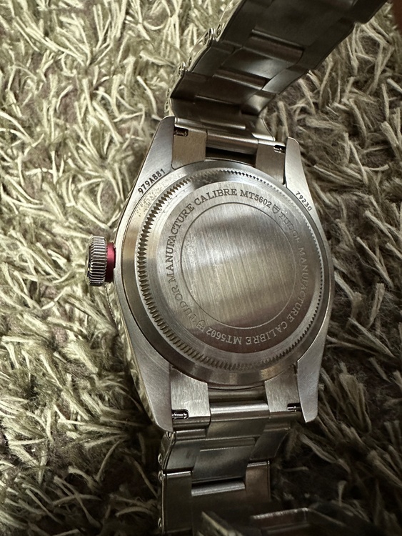 ヘリテージブラックベイ（高級時計）の商品画像 - 査定依頼日：2025年12月17日 - 最高査定価格：335,000円