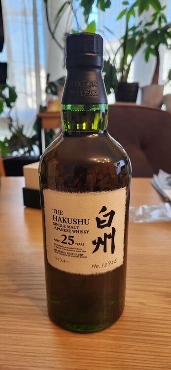白州（お酒）の商品画像 - 査定依頼日：2026年8月27日 - 最高査定価格：425,000円