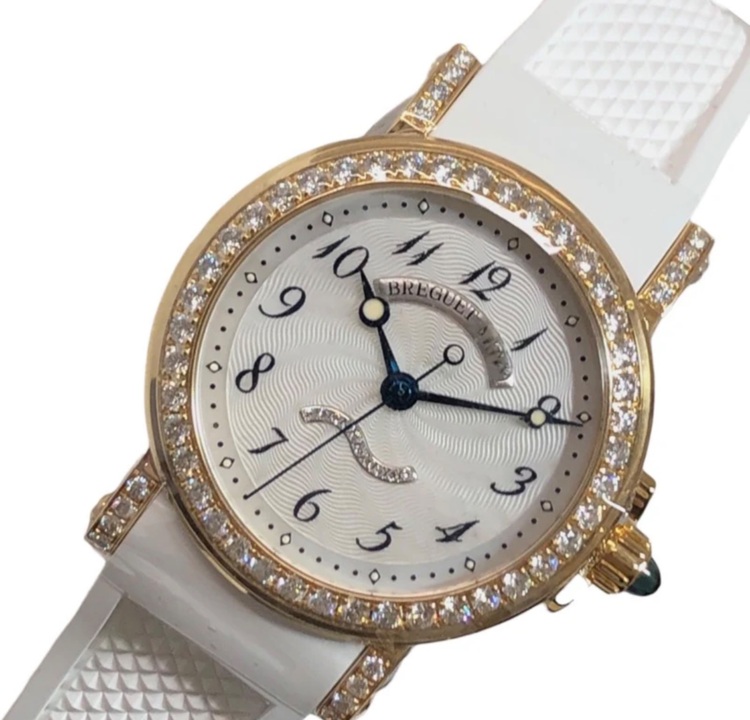 ブレゲ マリーン 8818BA/59/564 DD00  （高級時計）の商品画像 - 査定依頼日：2025年9月19日 - 最高査定価格：1,550,000円