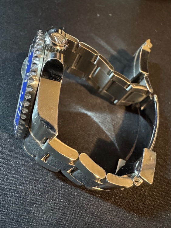 GMTマスター（高級時計）の商品画像 - 査定依頼日：2025年10月27日 - 最高査定価格：2,600,000円